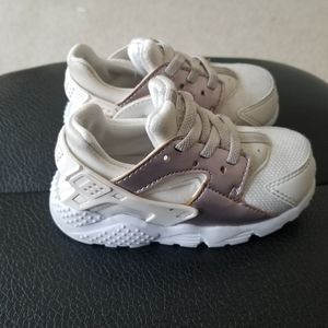 Nike Huaraches (Unisex)
